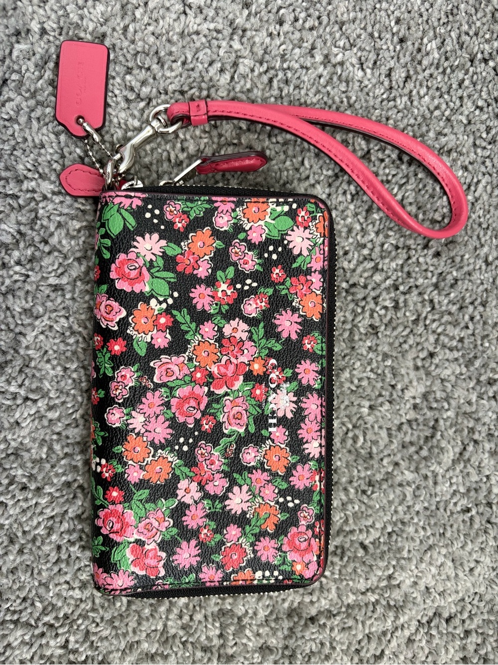 Compact Pink Zip Card Holder Wristlet